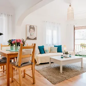  Apartment Nomad Dreams N2